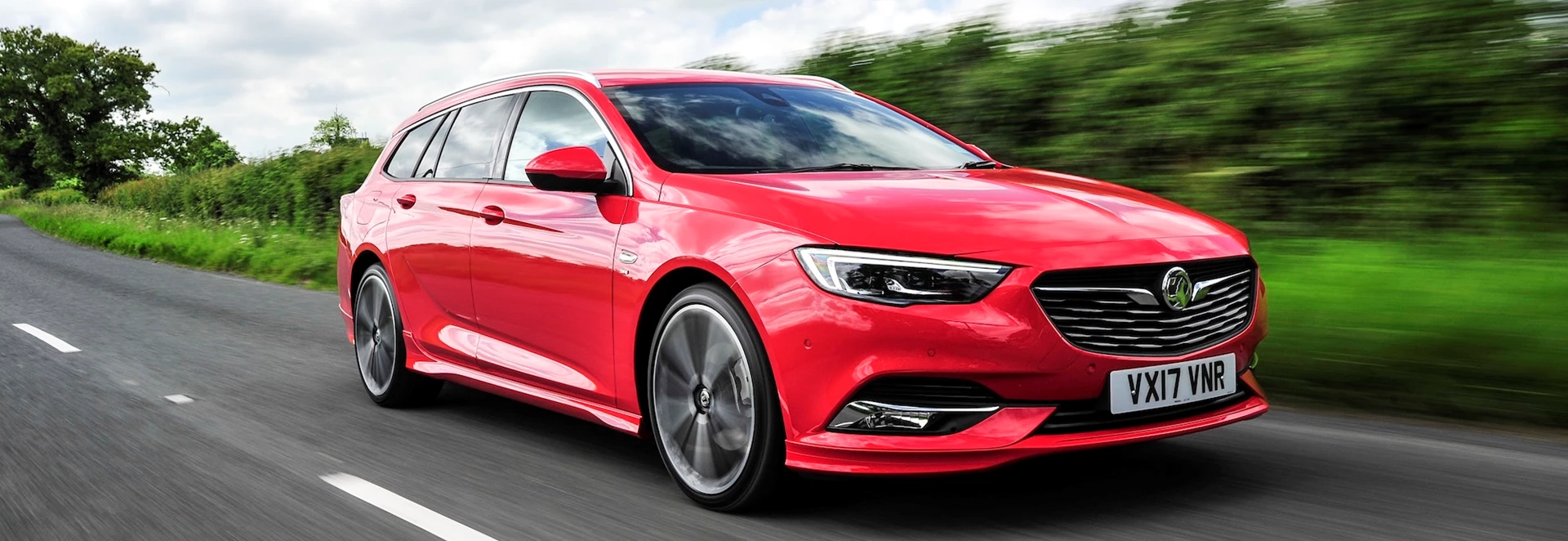 2019 Vauxhall Insignia Sports Tourer review